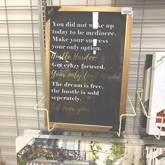 Meet your Posher, Sheila - Picture 5 of 5